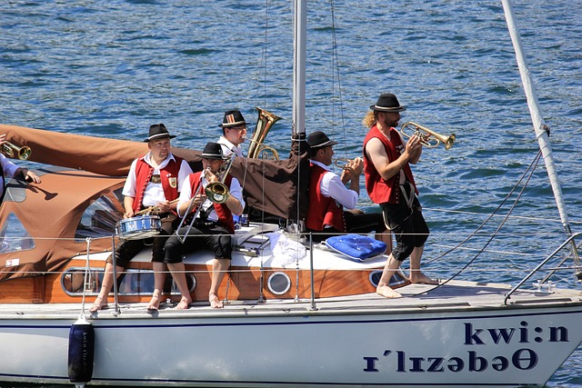 获取丰厚的 获取丰厚的